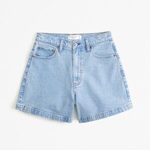 A&F Curve Love High Rise Dad Short - Light, 28